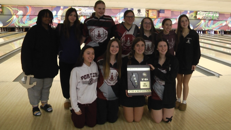 Lockport girls bowling wins regional title with two Neuqua Valley bowlers advancing