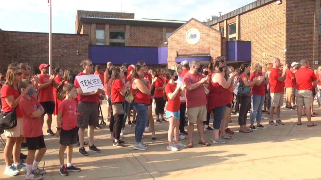 District 203 Teachers Union Could Strike if Settlement Not Reached