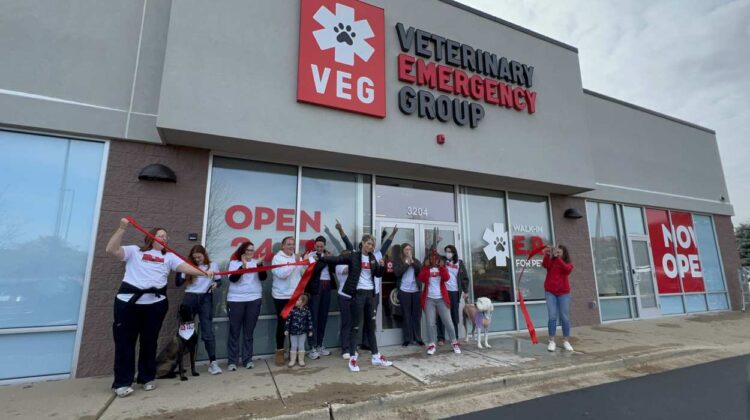 Ribbon cutting for the 247 Emergency Pet Care in Naperville.