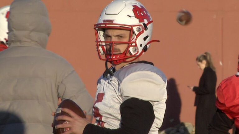 North Central College Football Luke Lehnen prepares for the Stagg Bowl