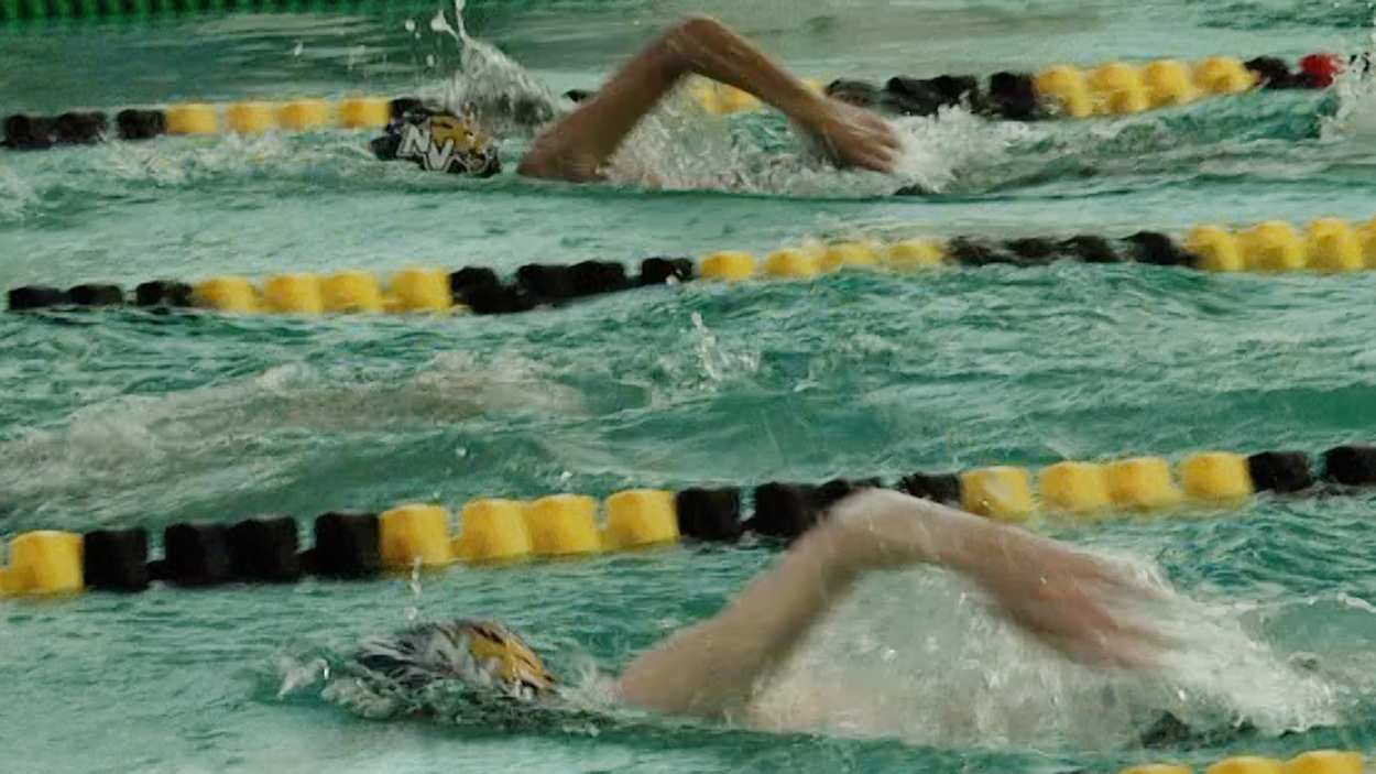 Neuqua Valley boys swimming dives into the new year with a win against