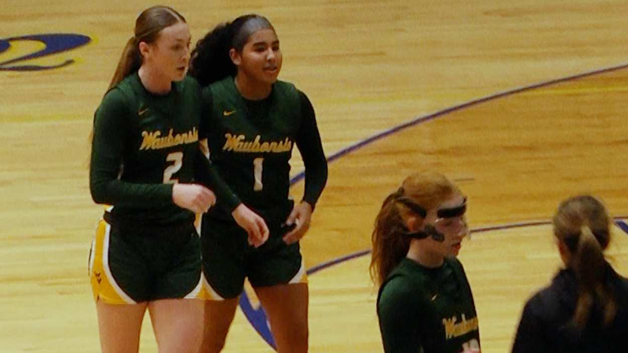Waubonsie Valley girls basketball hangs on for a 5554 victory over